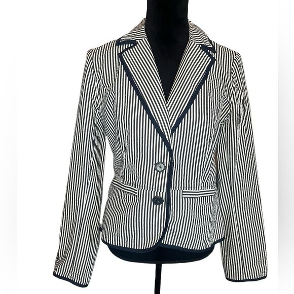 SANDRO NAUTICAL NAVY & WHITE STRIPED CLASSIC BUSINESS CASUAL WOMENS SIZE MEDIUM - Picture 5 of 12